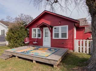 4830 Deep Point Dr, Portage, MI 49002