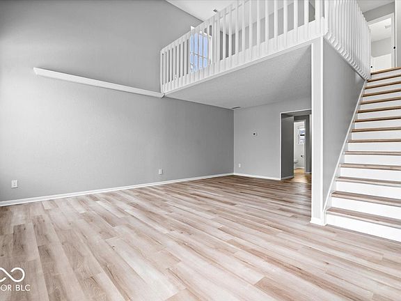 5th image of 10242 Hornton St