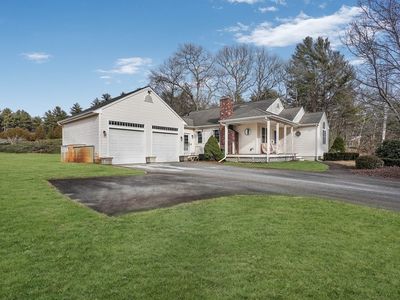 1 Saints Way, Berkley, MA, 02779