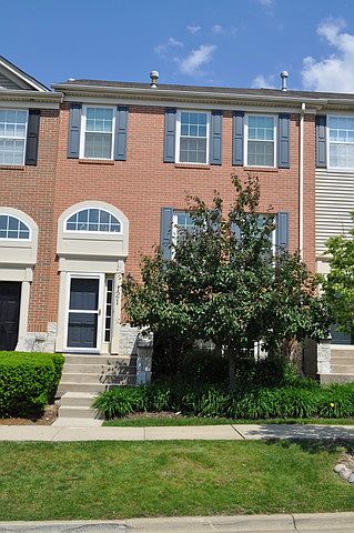 1st image of 121 Willow Blvd #206