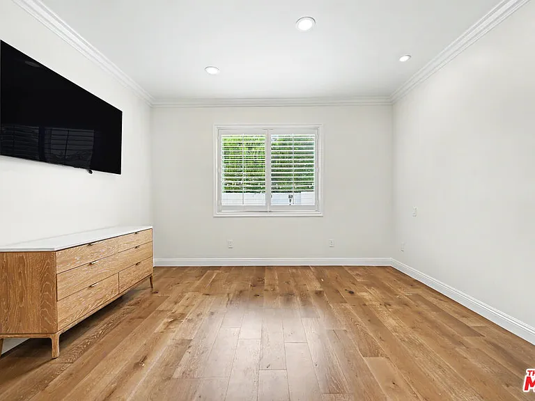 1908 S Durango Ave — Photo 18