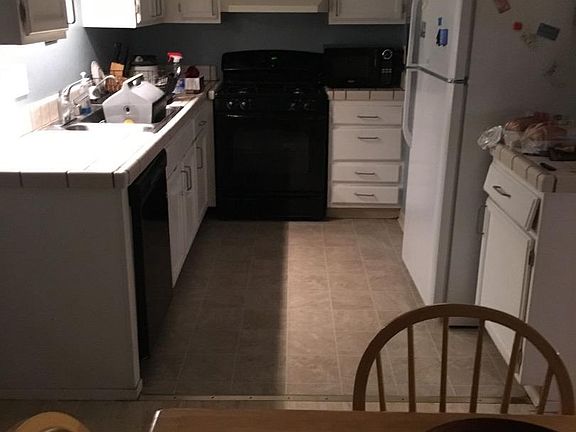 2nd image of 216 Silver Leaf Dr APT D