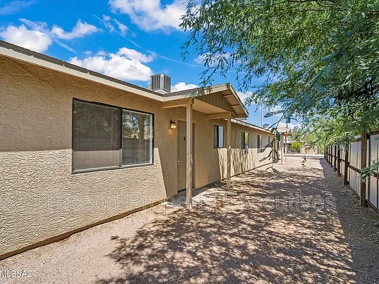 1107 W Sonora St #1 — Photo 29