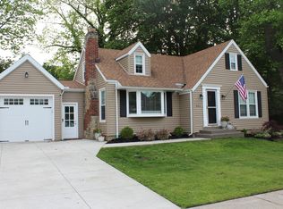 522 Ardmore Ave, Erie, PA 16505
