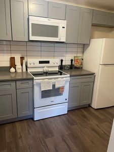 (Undisclosed Address), Bensenville, IL, 60106