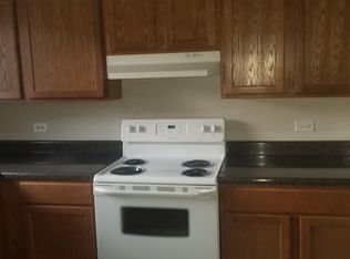 2296 Nichols Rd APT D, Arlington Heights, IL 60004