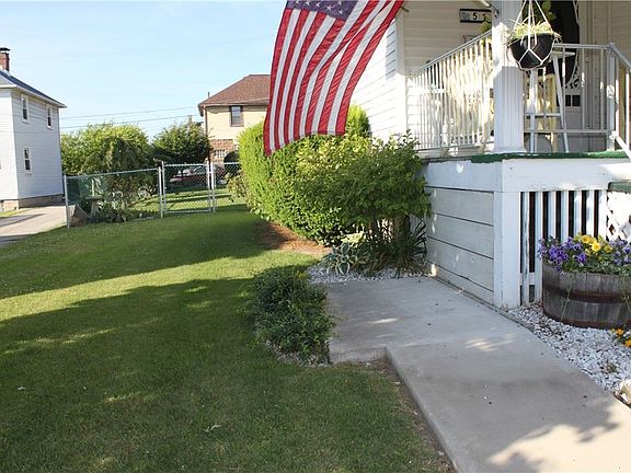3rd image of 513 Taylor St