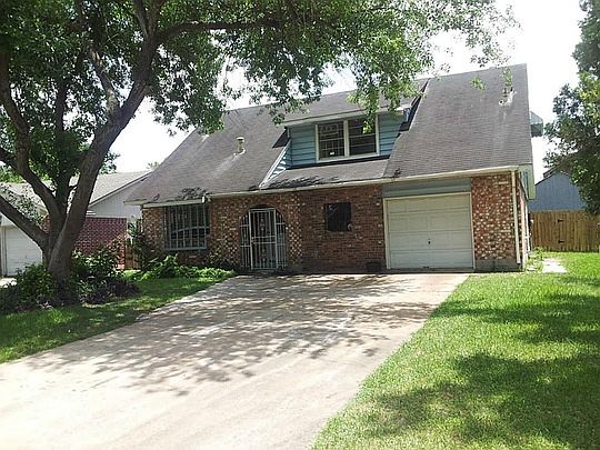 2nd image of 2511 Woodwild Dr