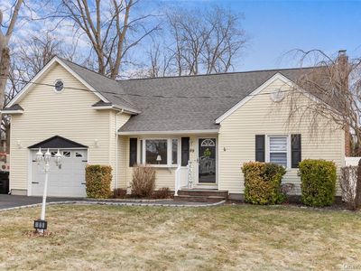 89 Cotter Street, West Islip, NY, 11795