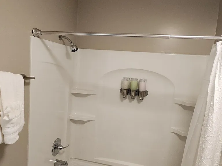 258 Kenwood Dr — Photo 33