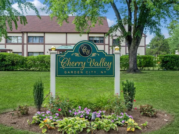 127 15th Street #F-1, Garden City, NY 11530