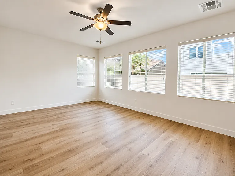 9159 Brilliant Prairie Ct — Photo 5