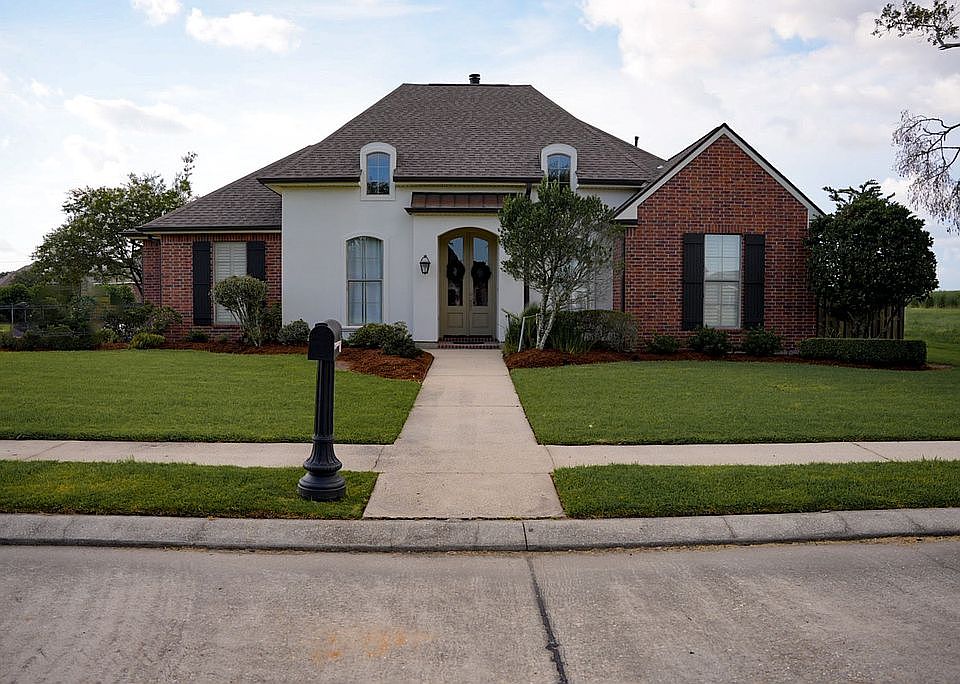 1st image of 167 Northlake Dr