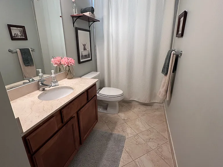 2nd bathroom