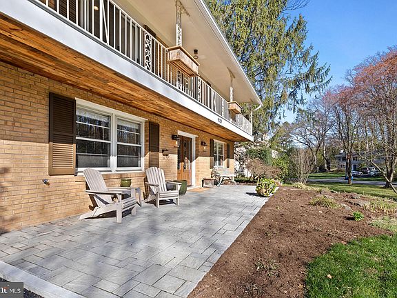 5th image of 9129 Santayana Dr