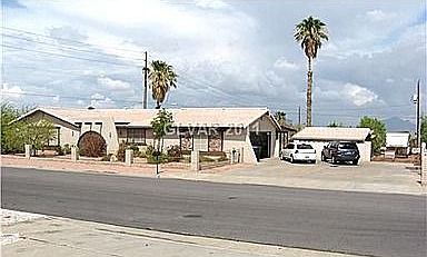 1st image of 100 E Country Club Dr