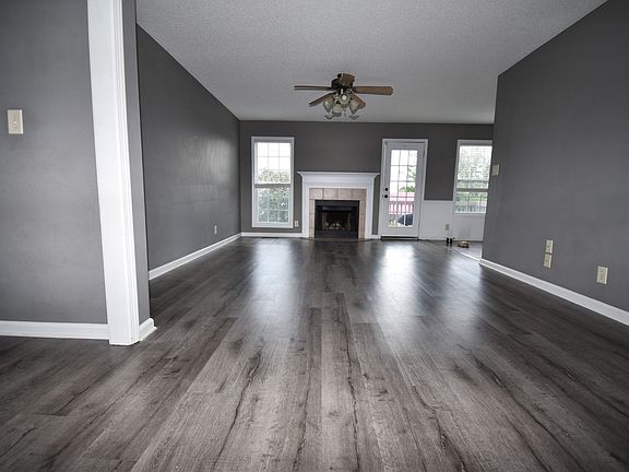 4th image of 1524 Buchanon Dr