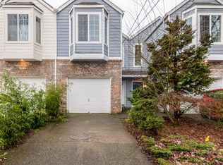 546 S Vermont St, Portland, OR 97219