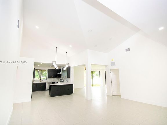 3rd image of 8173 Silver Palm Ct #13