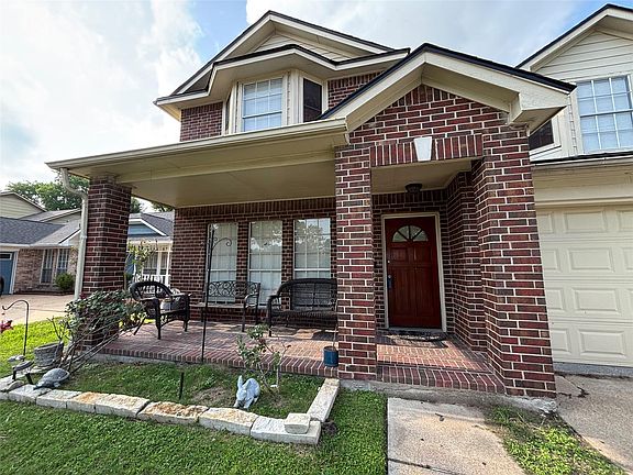 2nd image of 14654 W Bend Dr