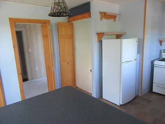 5th image of 602 Main St APT B