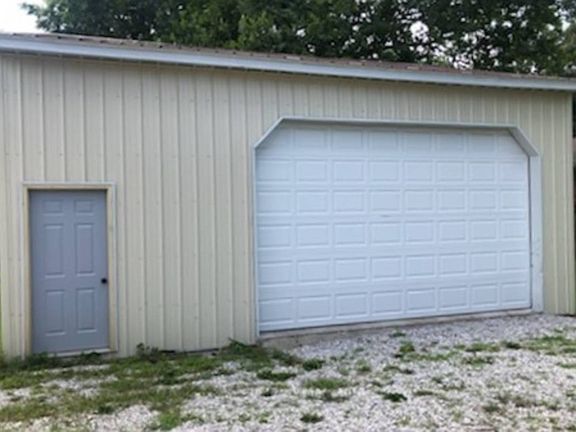 2nd image of 117 Southwind Ct