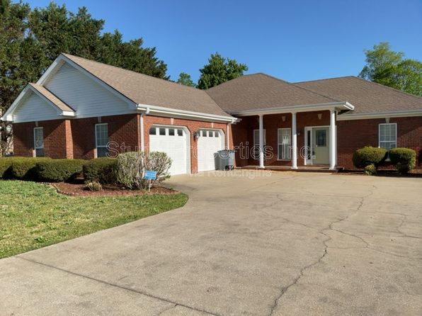 11 Cedarbrook Ln