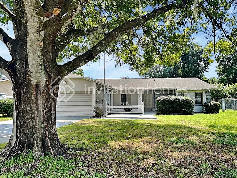 3504 Yale Cir — Photo 1