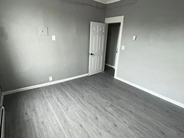 759 Highland Ave #11H — Photo 8