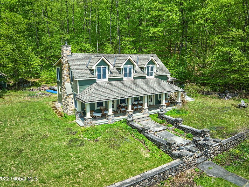 744 W Lake Rd, Caroga Lake, NY 12032 Zillow