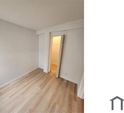 4th image of 513 44th St APT 3