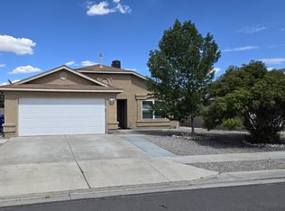 612 Galleon Dr NW, Albuquerque, NM 87121