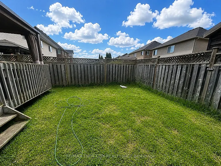 212 Colton Cir — Photo 24
