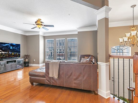3rd image of 4257 Studio Park Ave