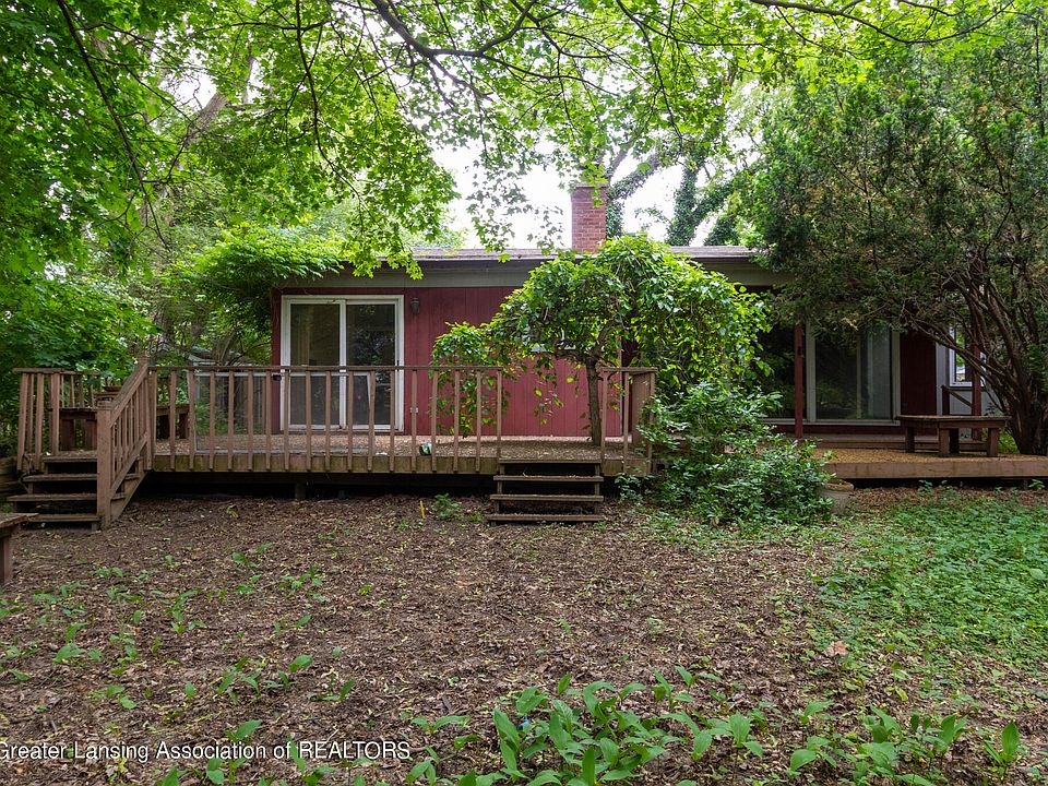 1st image of 1304 Burcham Dr