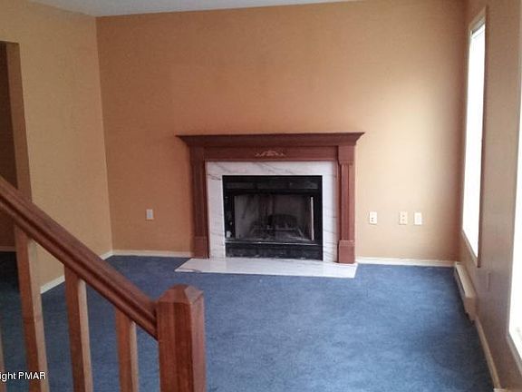 3rd image of 1360 Winding Way