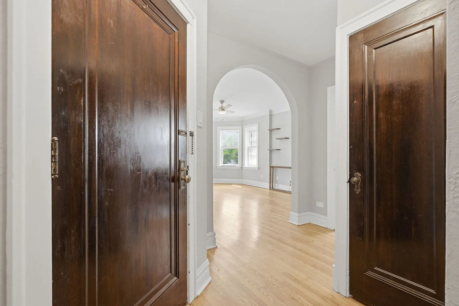 1 bed, 708 sqft, $1,600 — Photo 2