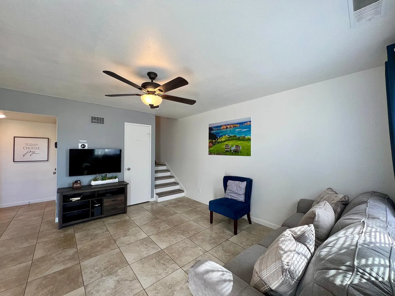 5015 Roma St — Photo 2