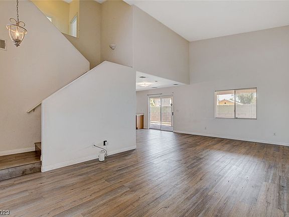 4th image of 5112 Jewel Canyon Dr