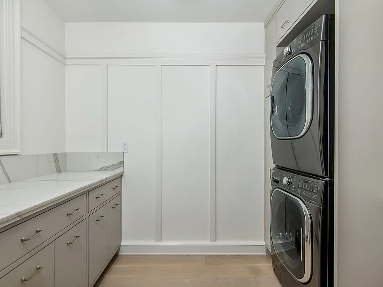 The Residences at Palisades Village — Photo 131