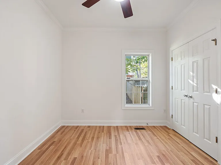 35 Cynthia Ln — Photo 17