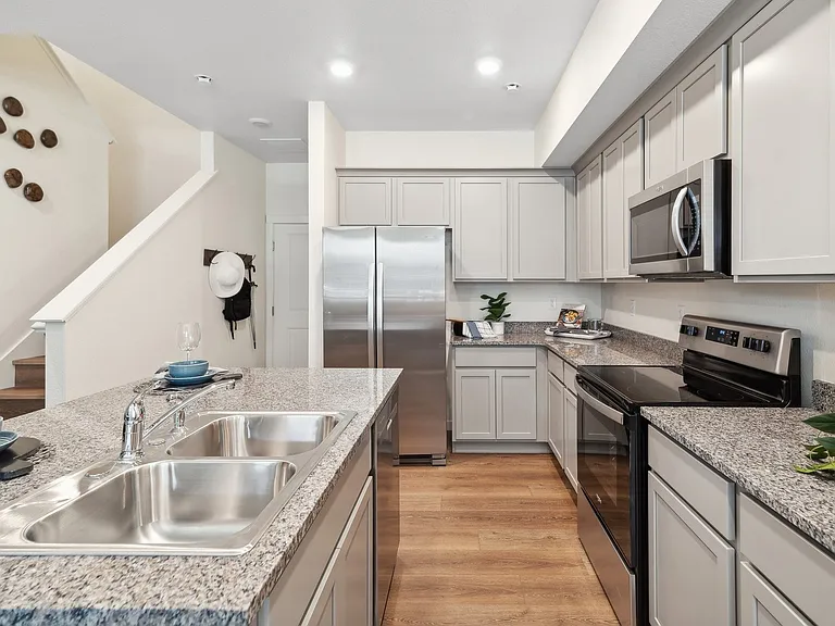 Creekside Townhomes