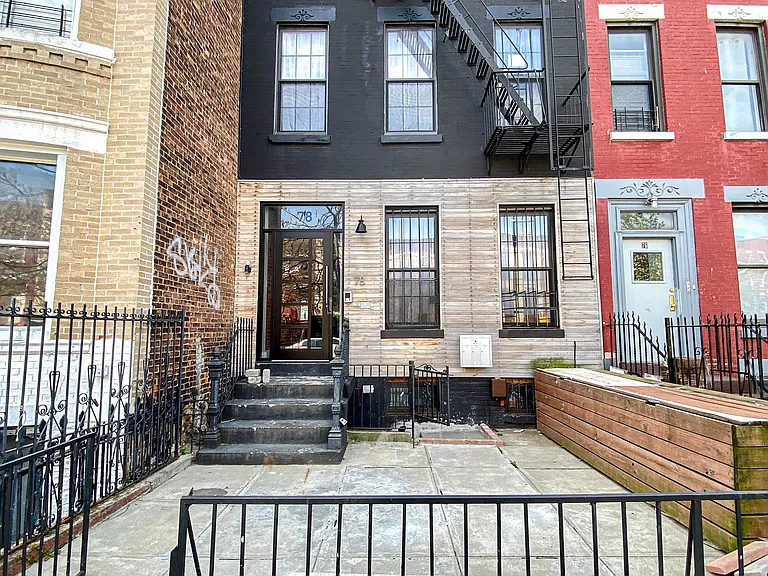 78 Somers St #3 — Photo 13