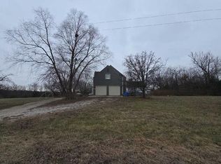 1893 N 1183rd Rd, Eudora, KS 66046