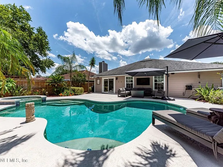 12381 Apple Leaf Dr — Photo 1