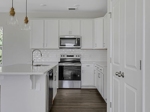 7th image of this home
