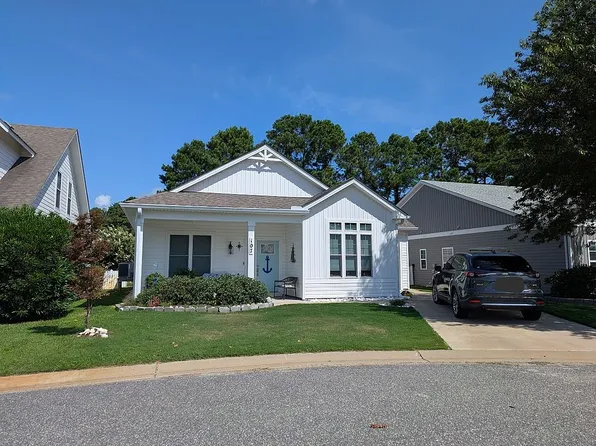 107 Binnacle Ln, Grandy, NC 27939