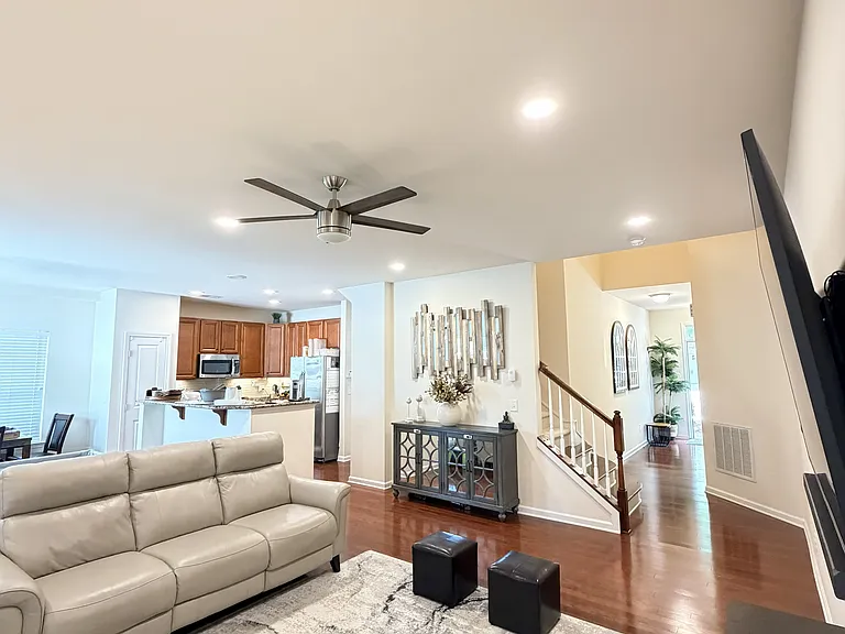 11611 Elizabeth Madison Ct — Photo 5