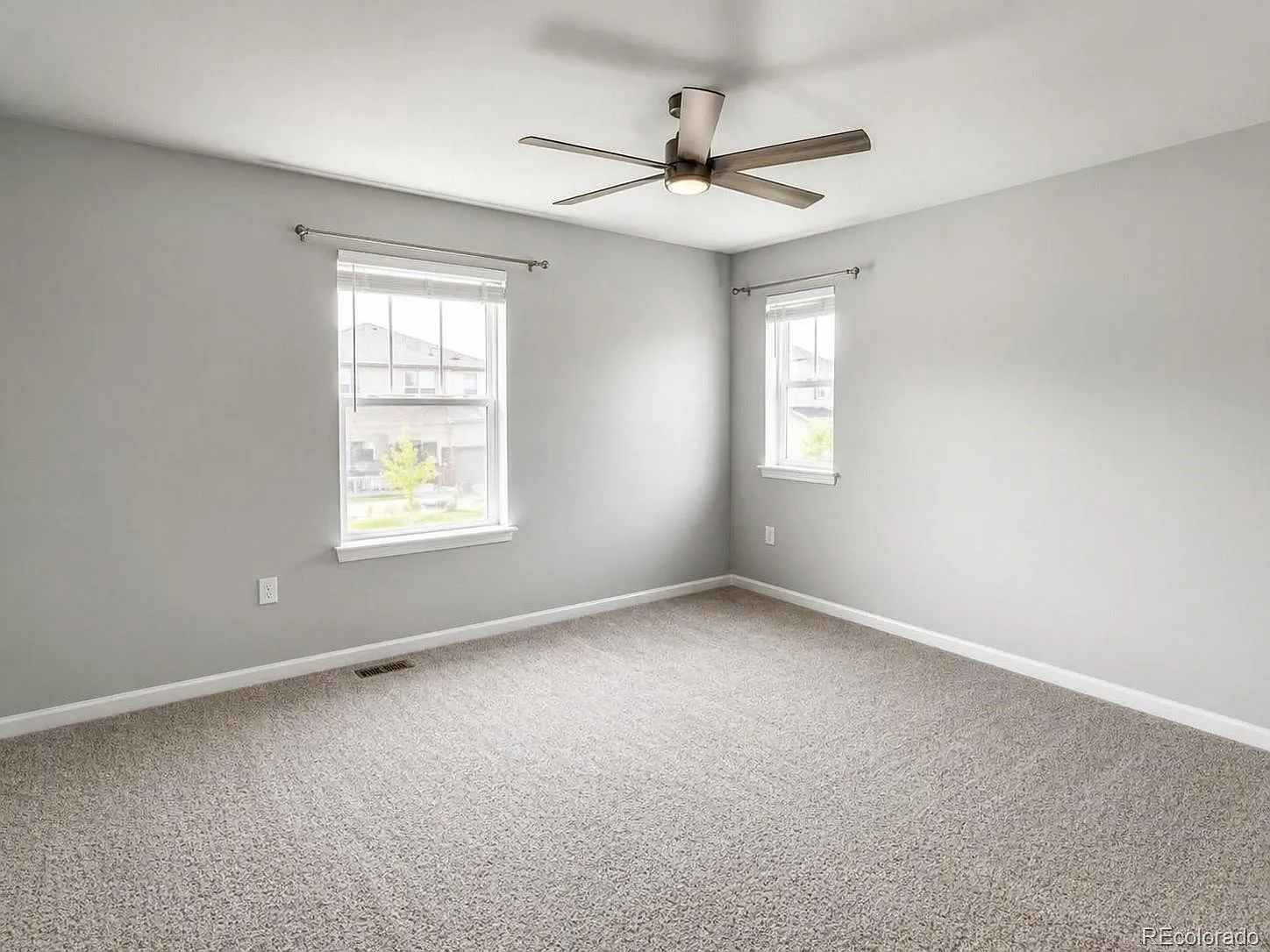 3 bed, 2.5 bath, 1917 sqft, $3,300 — Photo 4