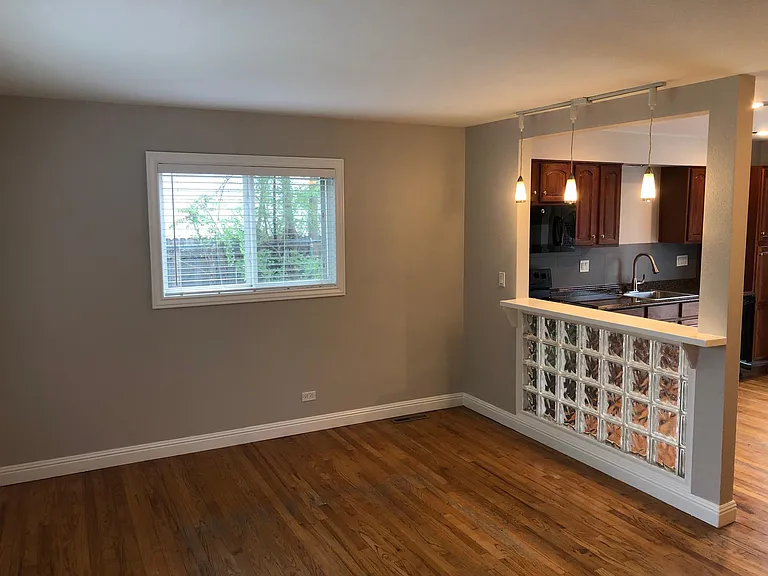 1725 Lansing St — Photo 8